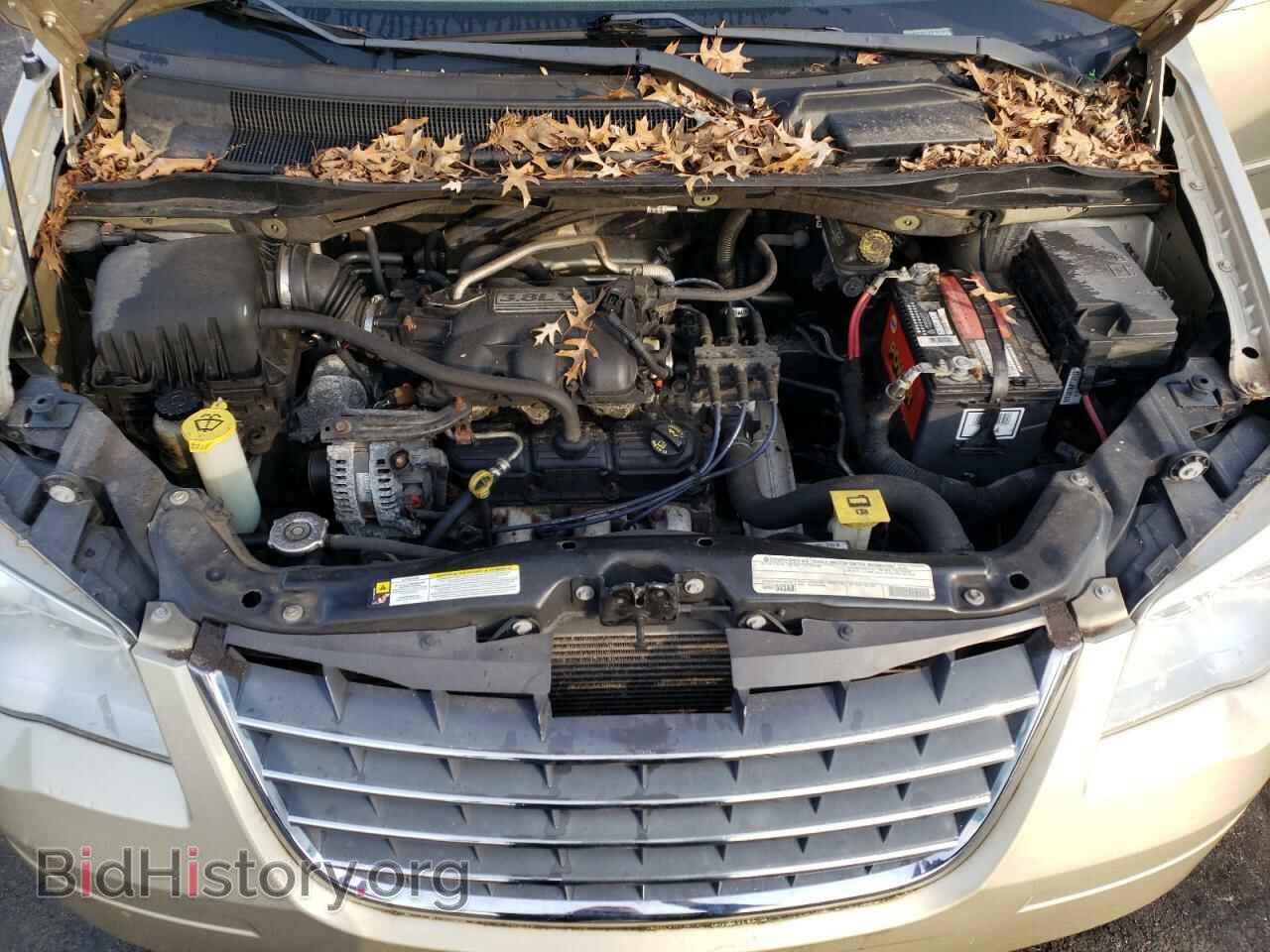2010 CHRYSLER MINIVAN - VIN: 2A4RR2D12AR436412 - Photo 7