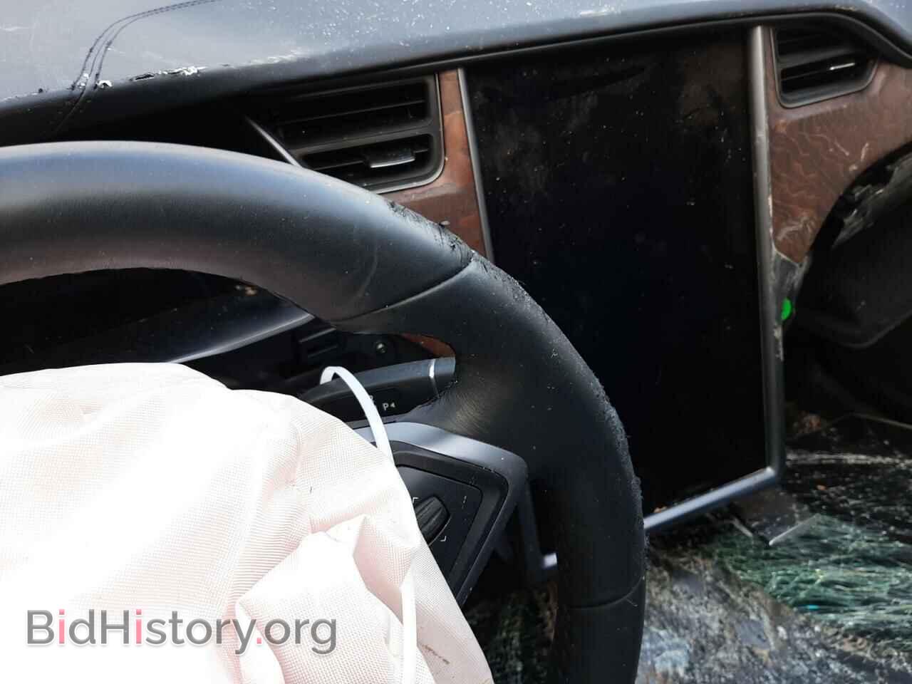 2019 TESLA MODEL X - VIN: 5YJXCBE21KF180315 - Photo 8