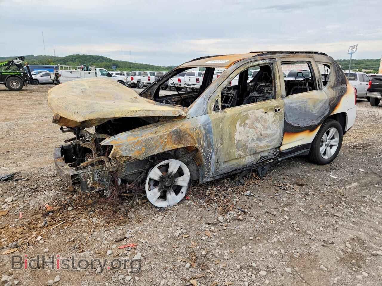 Фотография 1C4NJCBB4ED785724 - JEEP COMPASS 2014