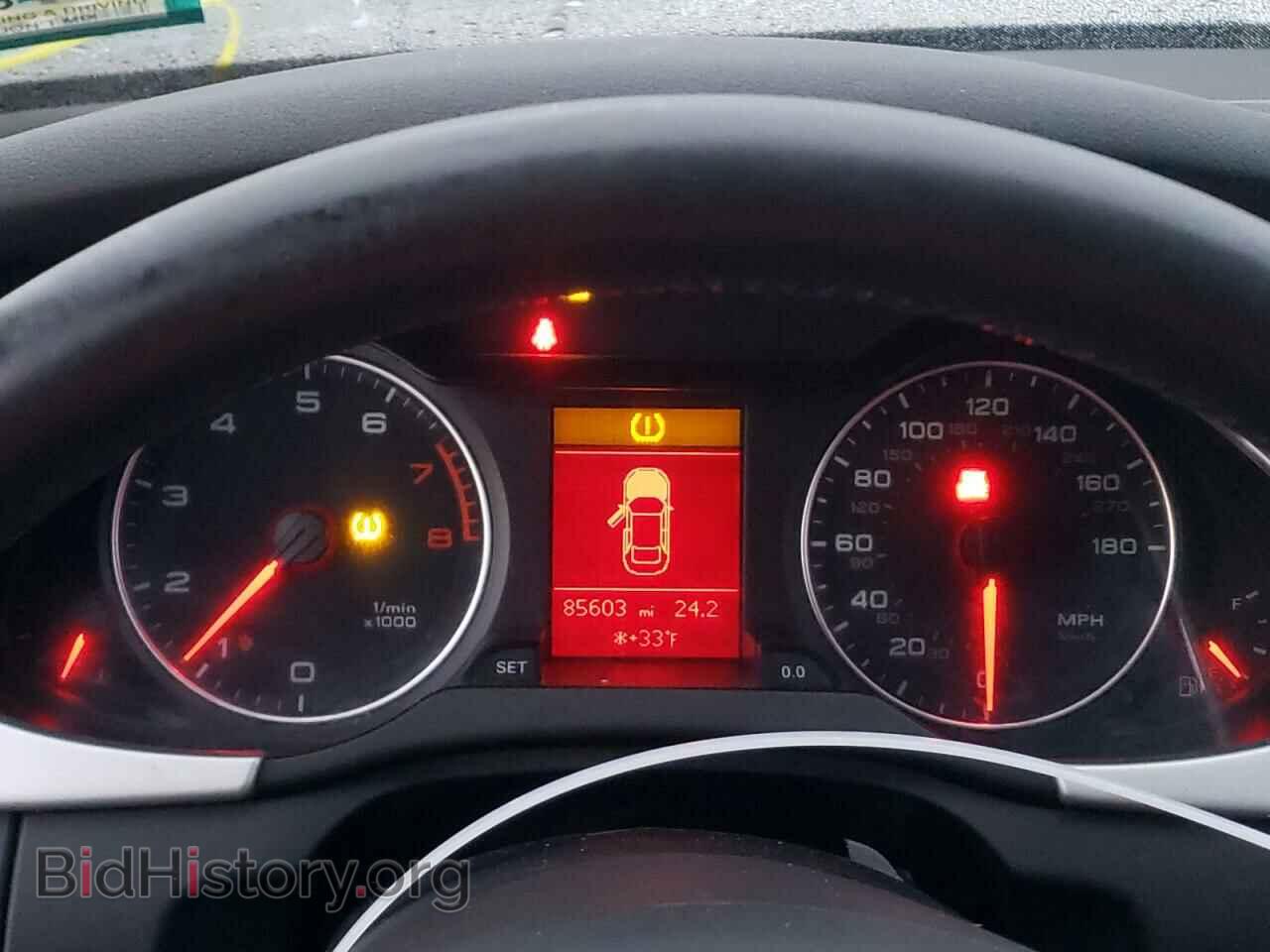 2011 AUDI A4 - VIN: WAUDFAFL0BN042212 - Фото 9