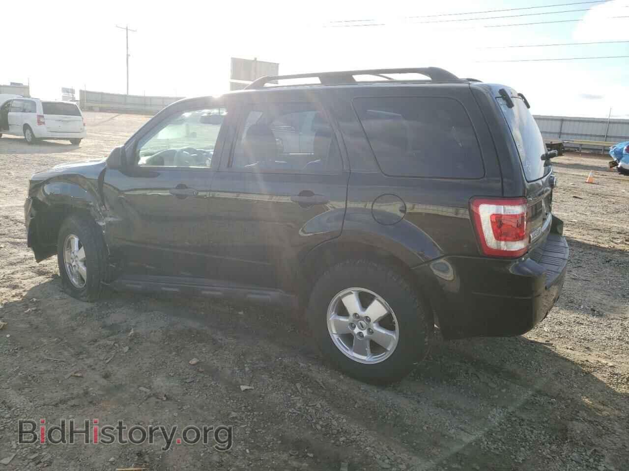 2011 FORD ESCAPE - VIN: 1FMCU0C7XBKB80102 - Фото 2
