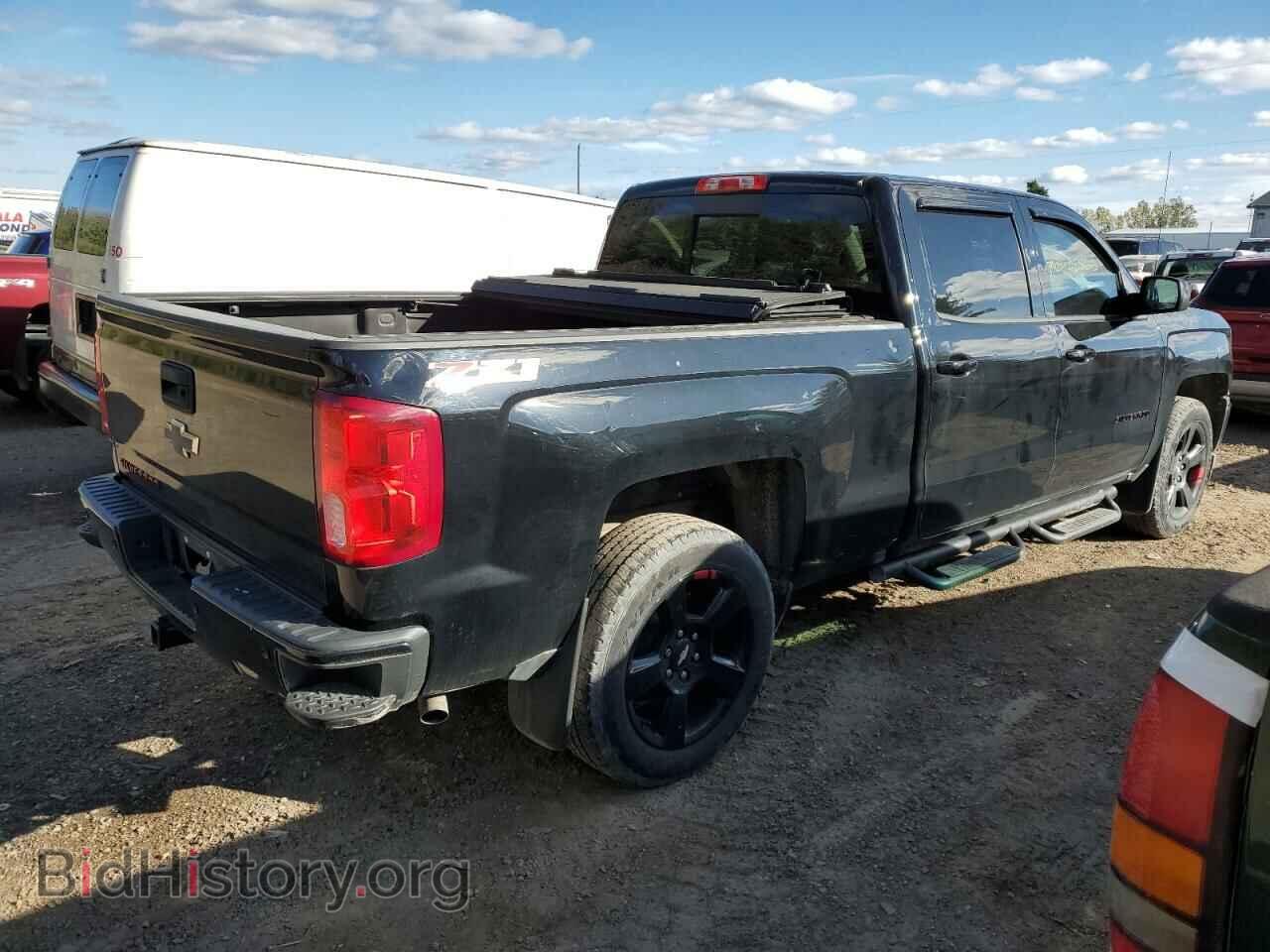 2018 CHEVROLET ALL Models - VIN: 3GCUKSEC8JG195398 - Фото 3