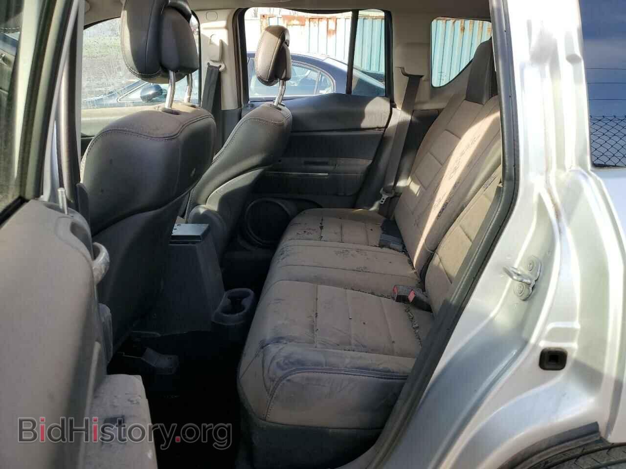 2011 JEEP COMPASS - VIN: 1J4NF5FB2BD219283 - Photo 10