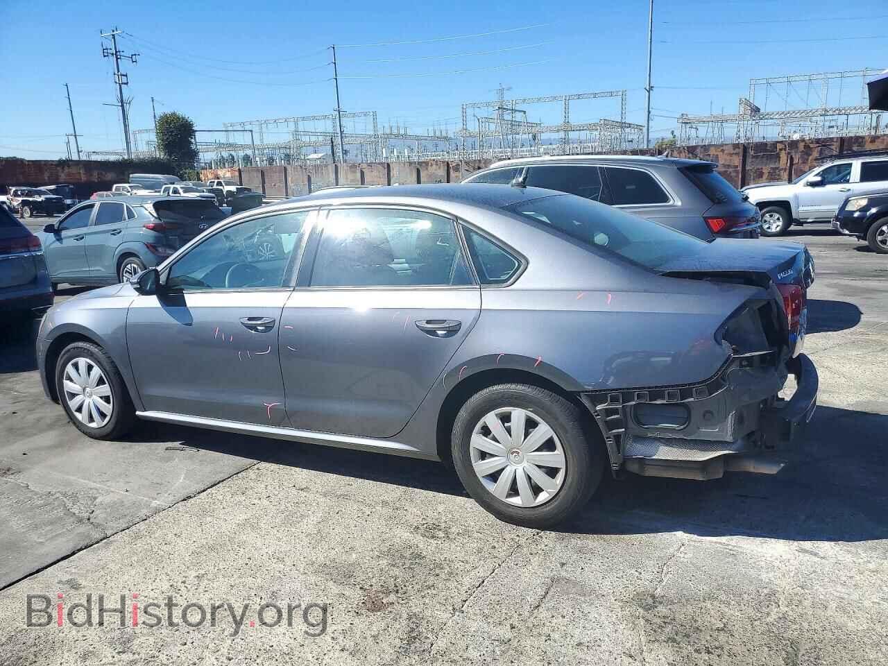 2012 VOLKSWAGEN PASSAT - VIN: 1VWAP7A32CC032479 - Photo 2