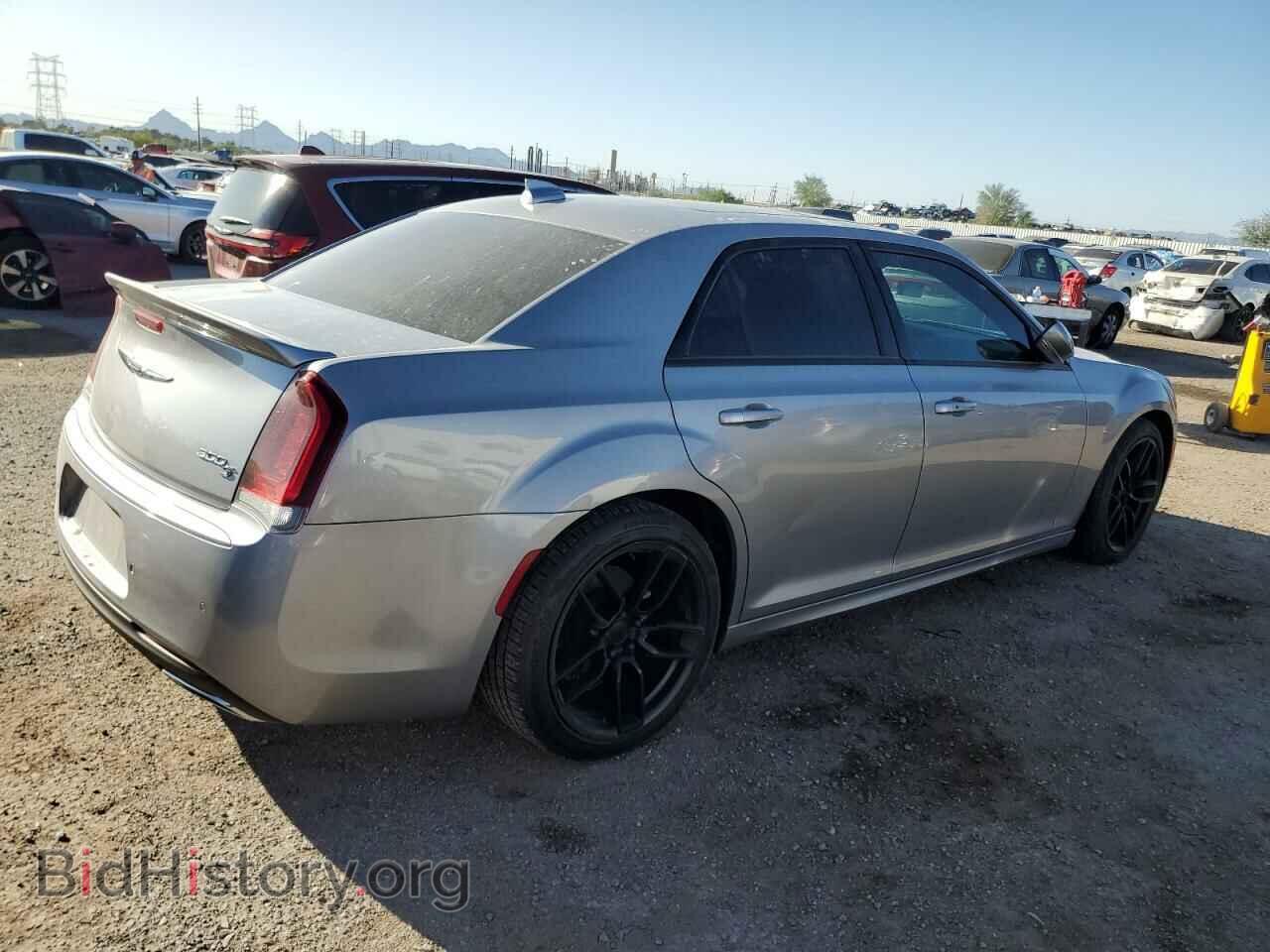 2018 CHRYSLER 300 - VIN: 2C3CCABG4JH243607 - Фото 3