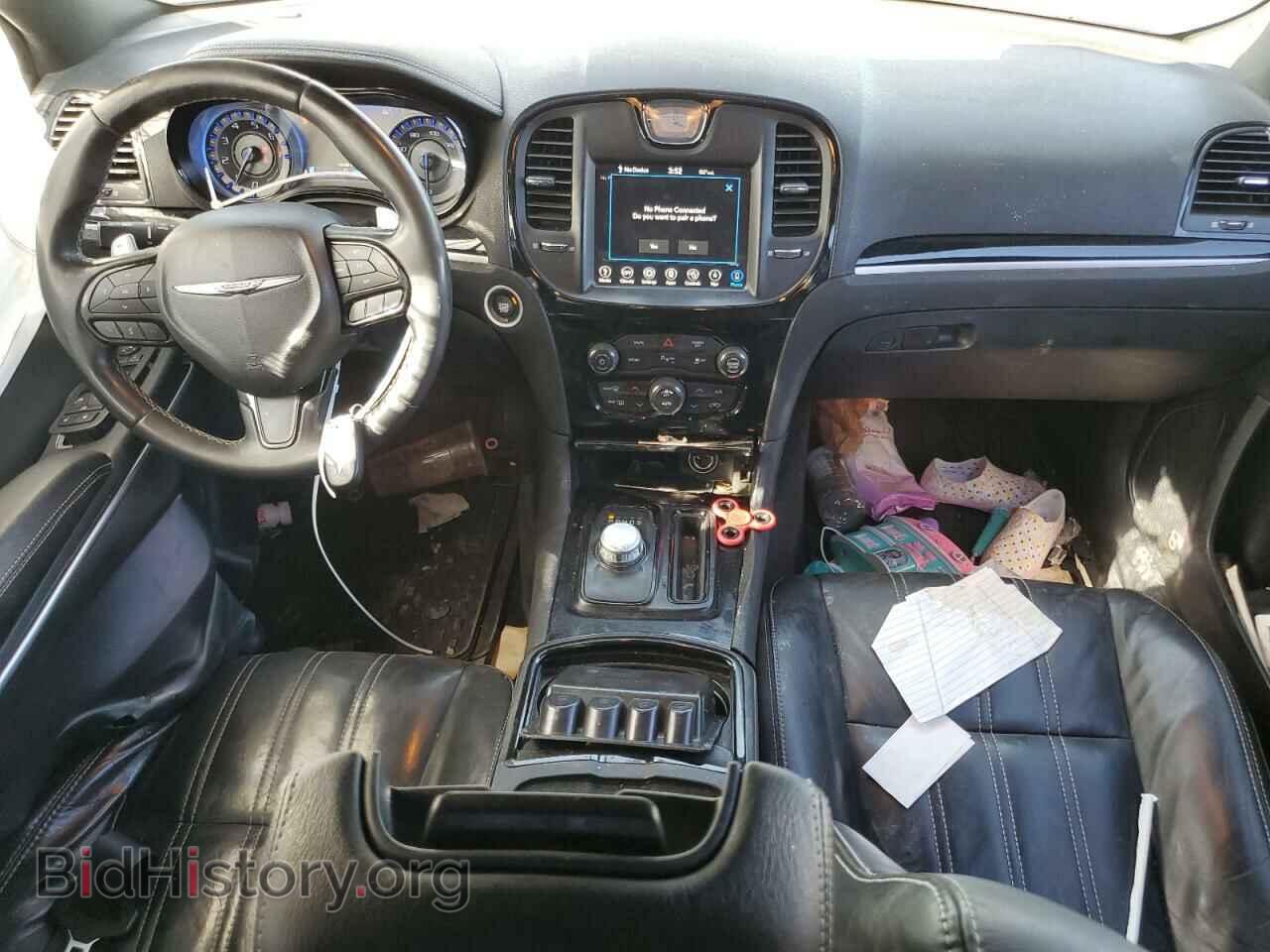 2018 CHRYSLER 300 - VIN: 2C3CCABG4JH243607 - Фото 8