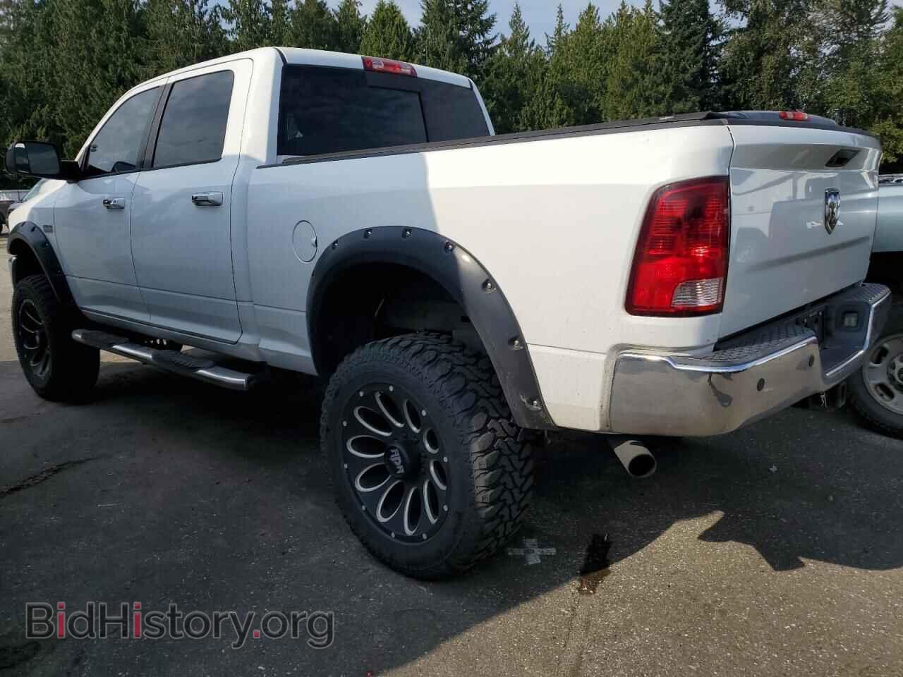 2014 RAM All Models - VIN: 3C6UR5DJ4EG263724 - Photo 2