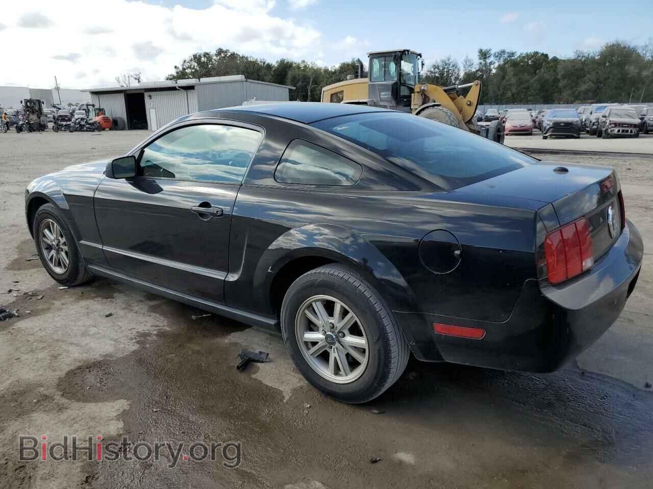 2007 FORD MUSTANG - VIN: 1ZVFT80N175224657 - Фото 2