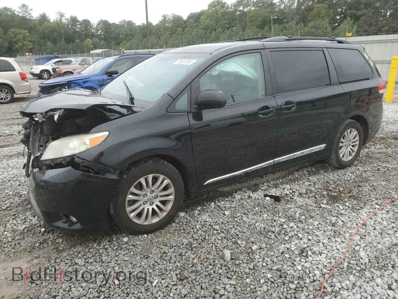 Photo 5TDYK3DC6CS214611 - TOYOTA All Models 2012