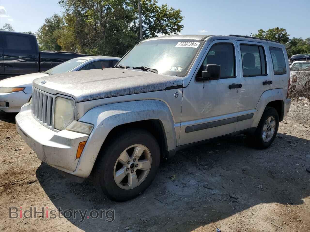 Photo 1J4PN2GK3BW562164 - JEEP LIBERTY 2011