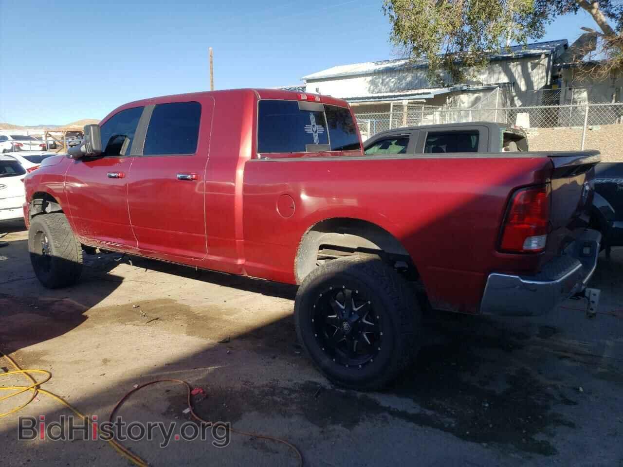 2011 DODGE All Models - VIN: 3D7UT2HL7BG593637 - Фото 2
