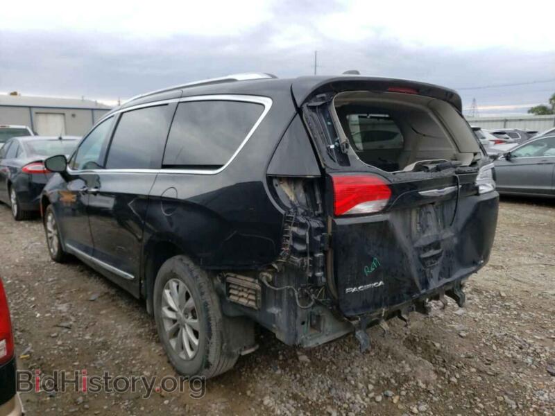 2019 Chrysler PACIFICA (VIN 2C4RC1BG2KR704708) — photo 2 of 13