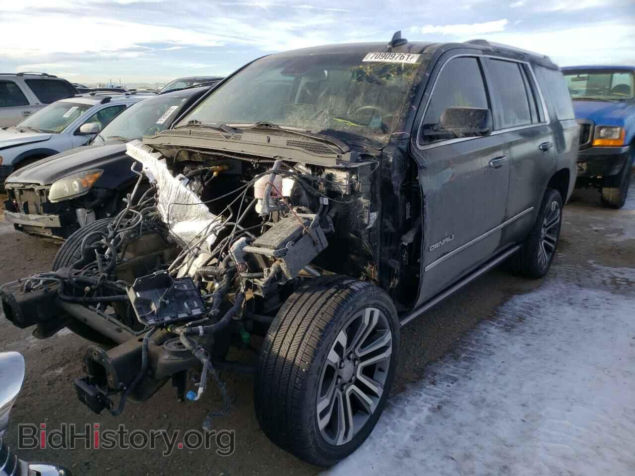 2017 GMC YUKON - VIN: 1GKS2CKJ9HR359935 - Фото 2