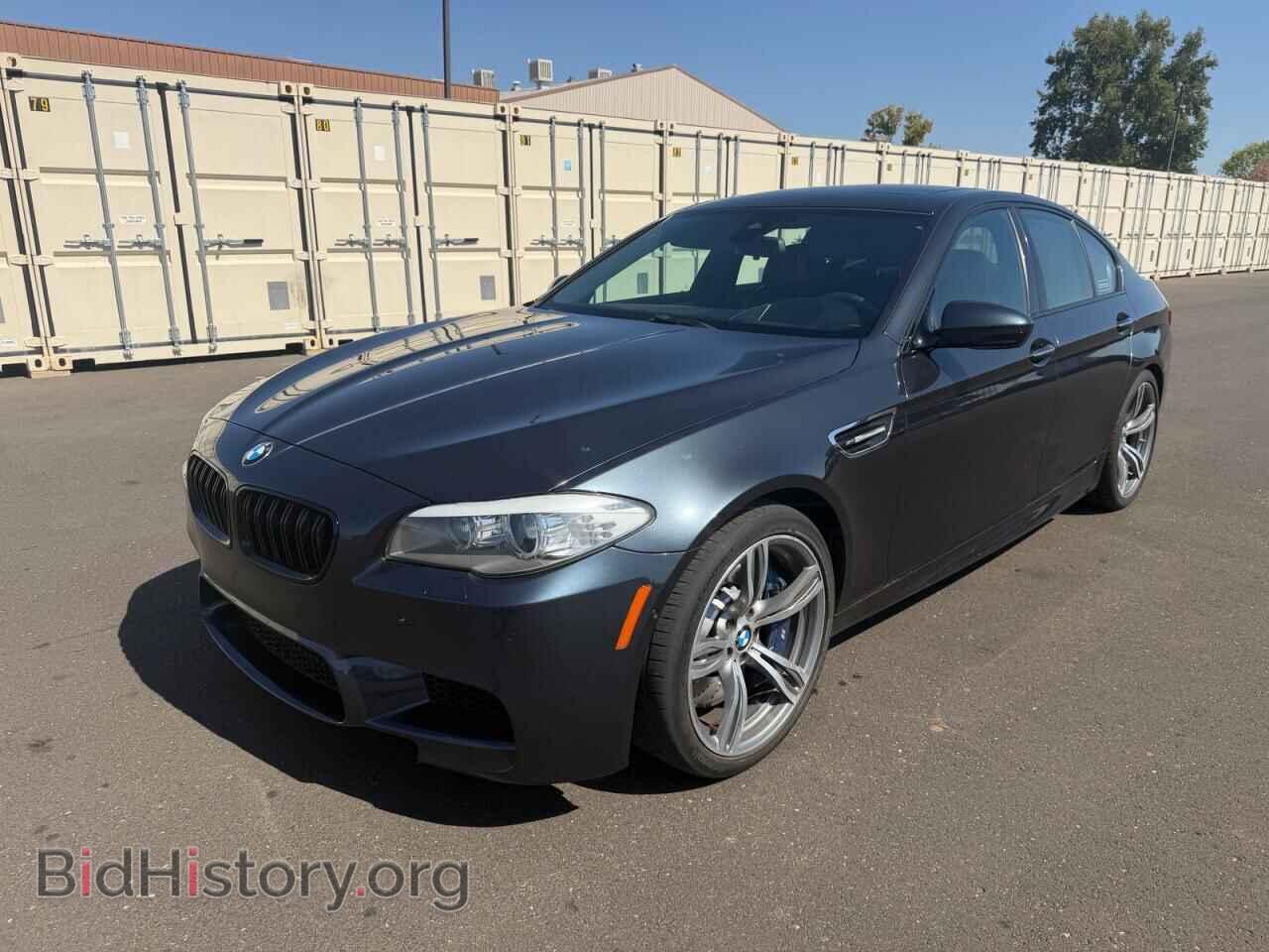 2013 BMW M5 - VIN: WBSFV9C5XDD096850 - Photo 2