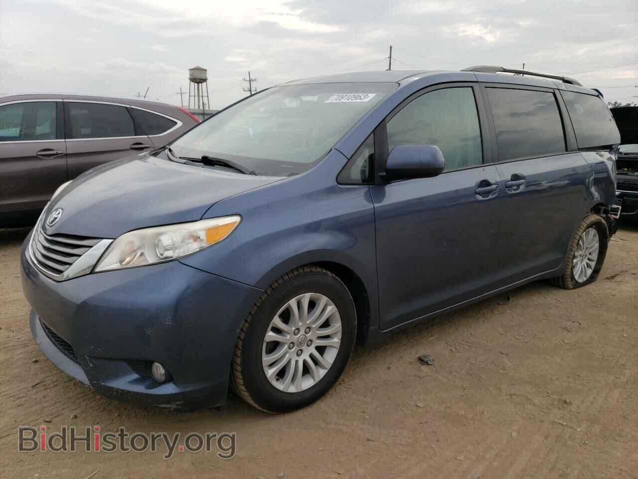 Фотография 5TDYK3DC7DS402202 - TOYOTA All Models 2013
