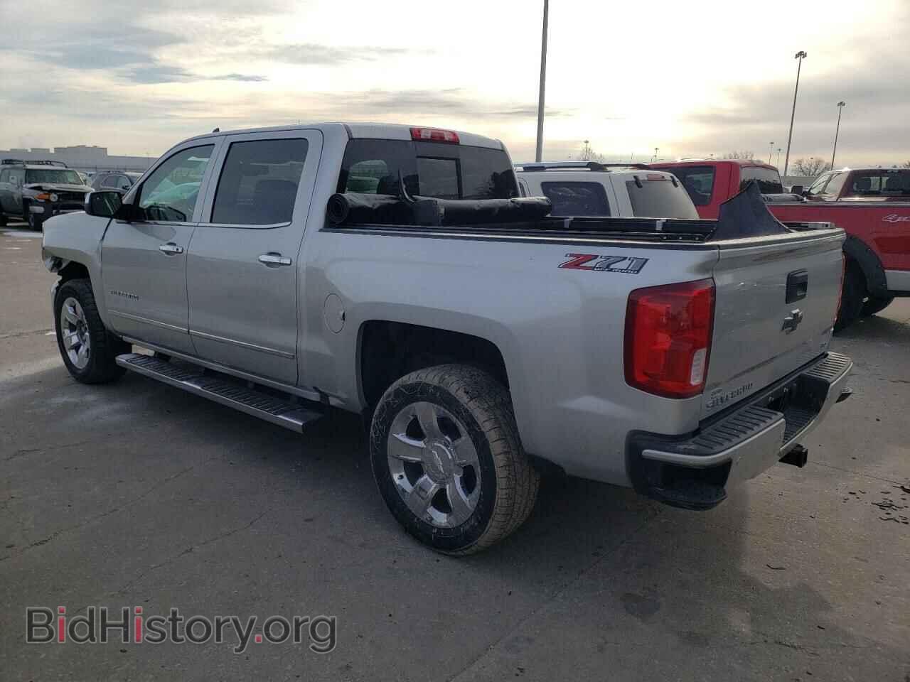 2018 CHEVROLET SILVERADO - VIN: 3GCUKSEC6JG459928 - Фото 2