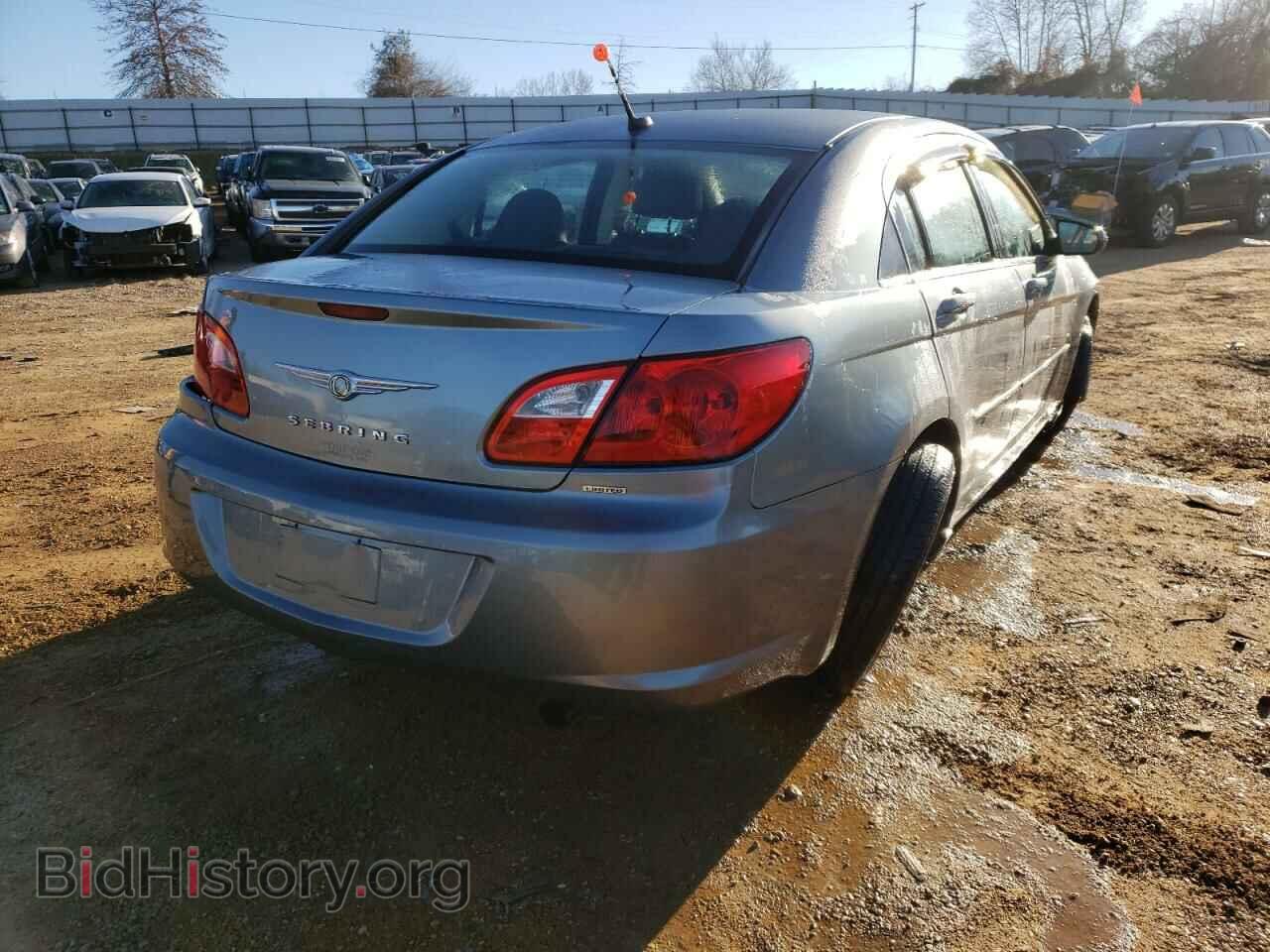2010 CHRYSLER SEBRING - VIN: 1C3CC5FD5AN199647 - Фото 4