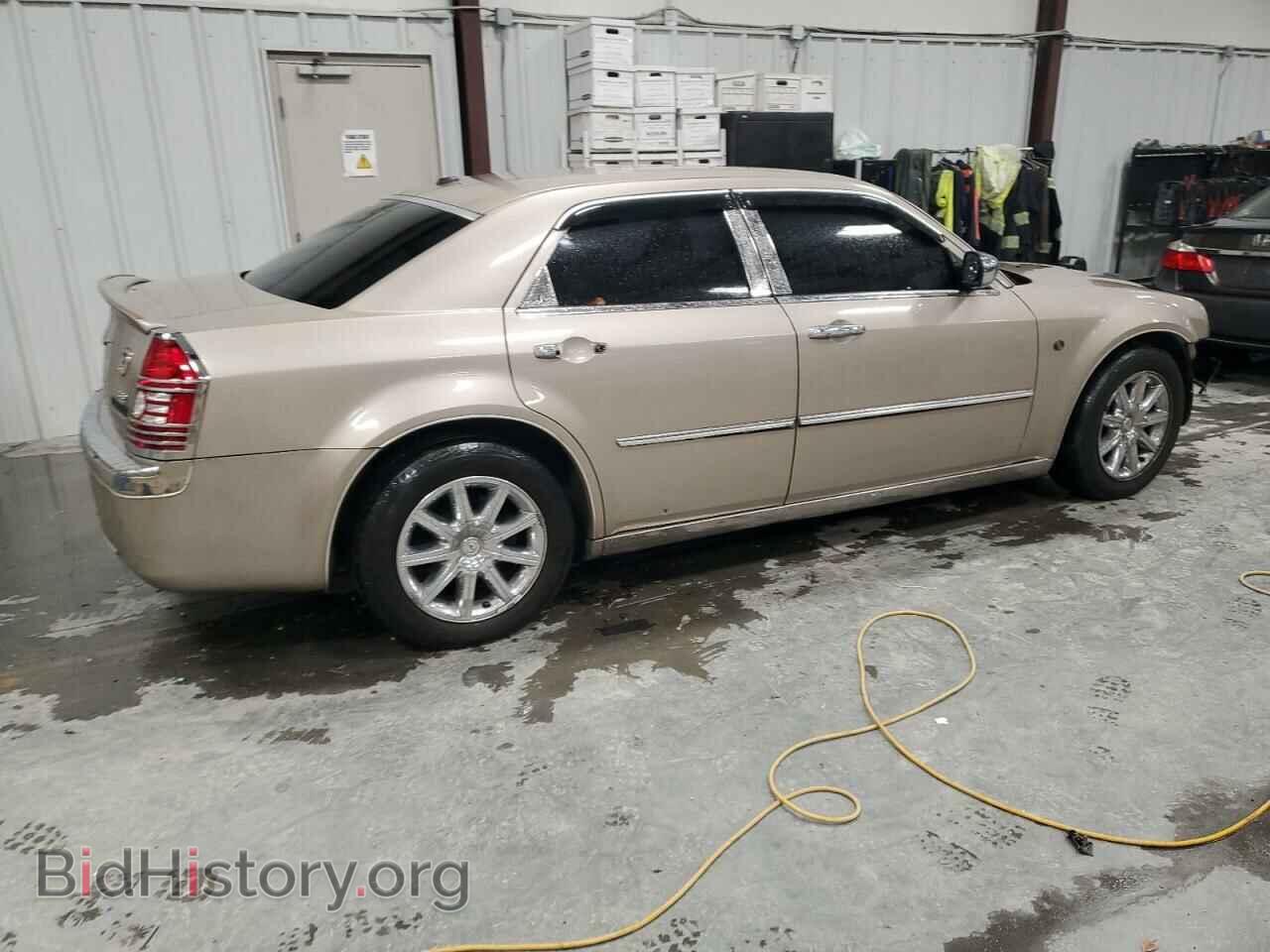 2009 CHRYSLER 300 - VIN: 2C3LA33VX9H564111 - Фото 3