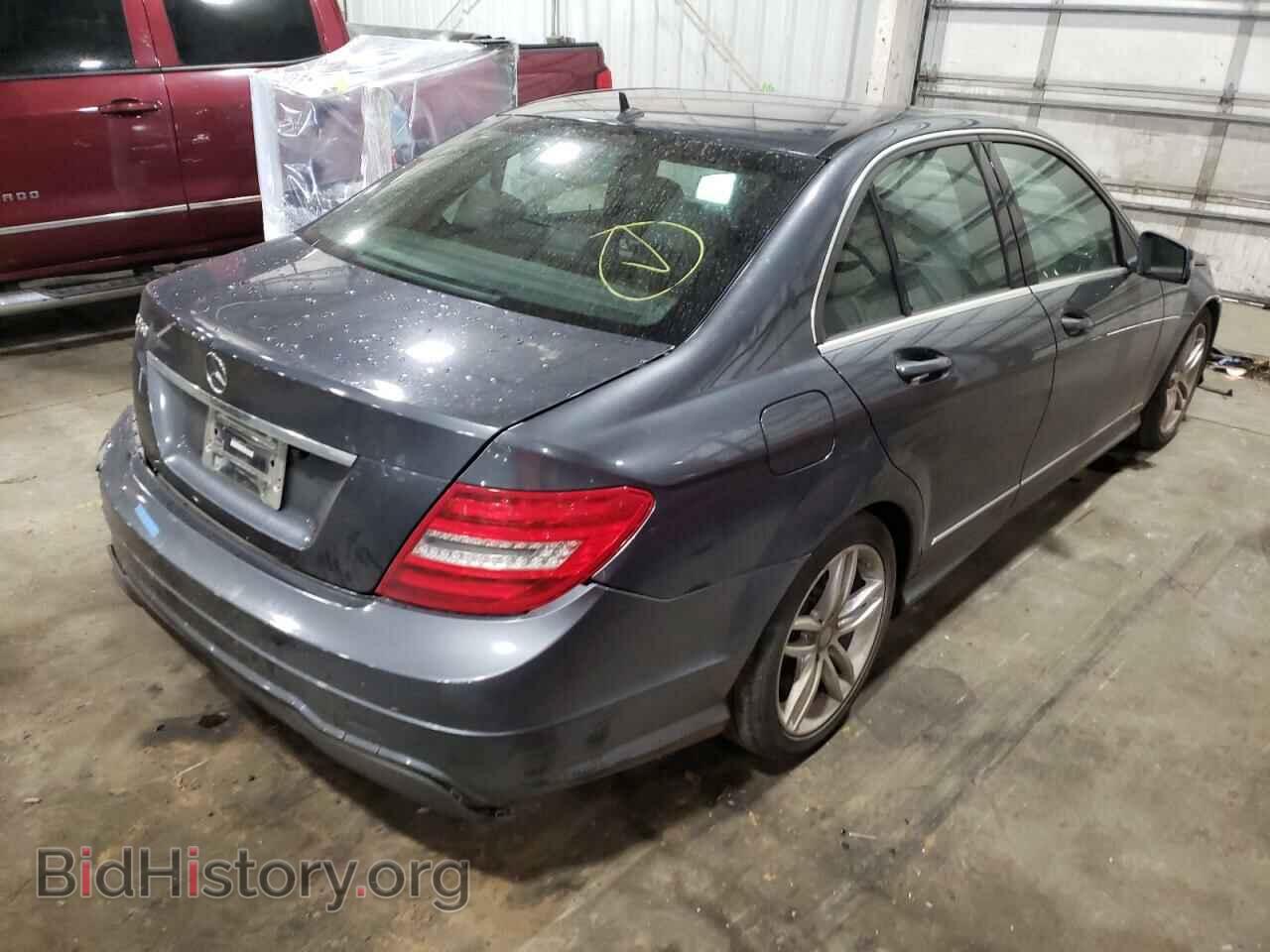 2013 MERCEDES-BENZ C-CLASS - VIN: WDDGF4HBXDA776507 - Фото 4
