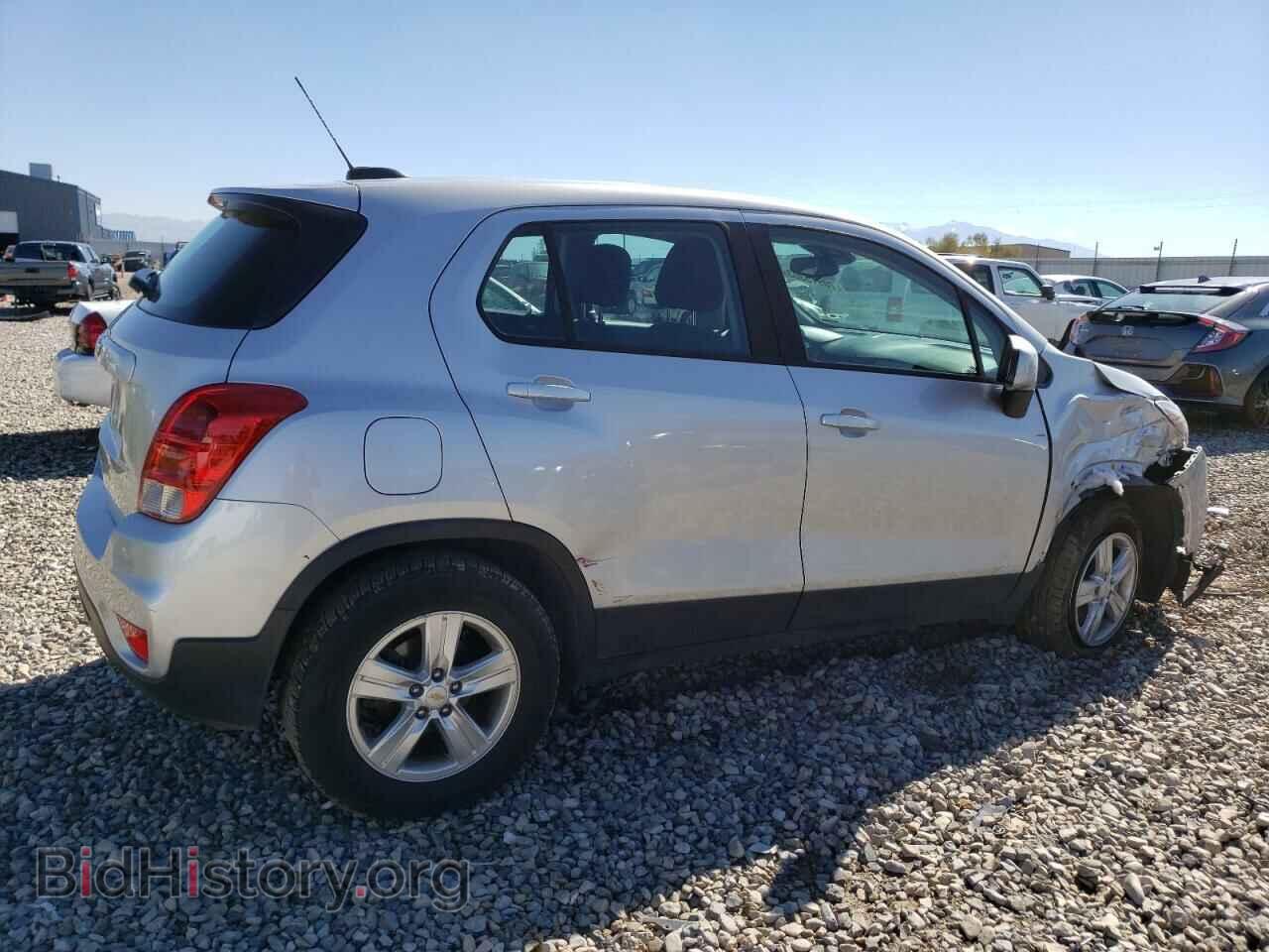 2018 CHEVROLET TRAX - VIN: KL7CJNSB8JB519242 - Фото 3