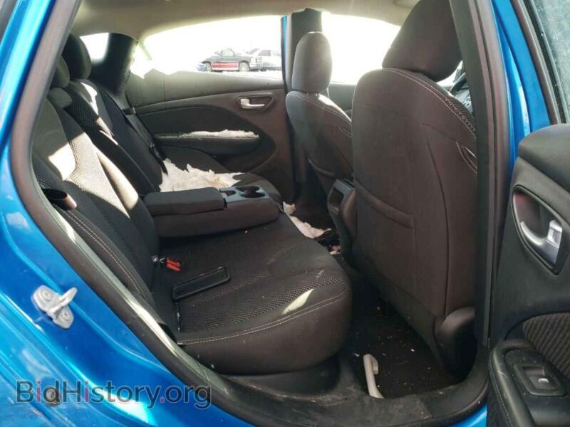 2015 Dodge DART (VIN 1C3CDFBB0FD390350) — photo 6 of 10