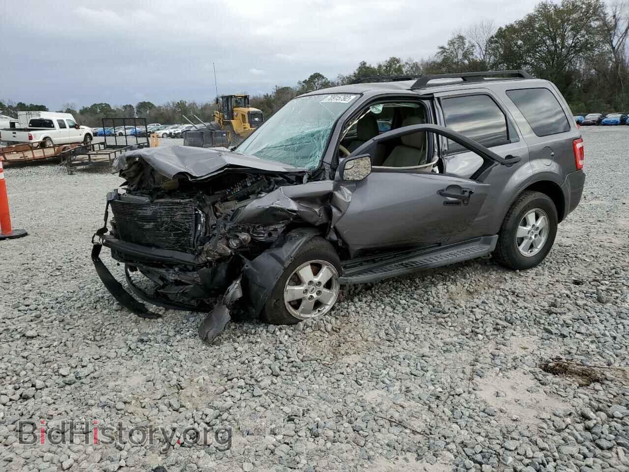 Photo 1FMCU0D72BKB01620 - FORD ESCAPE 2011