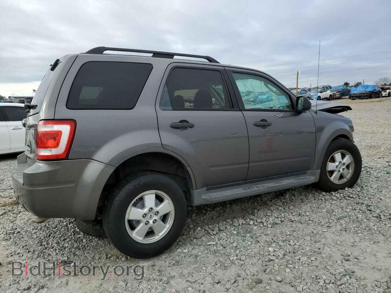 2011 FORD ESCAPE - VIN: 1FMCU0D72BKB01620 - Фото 3