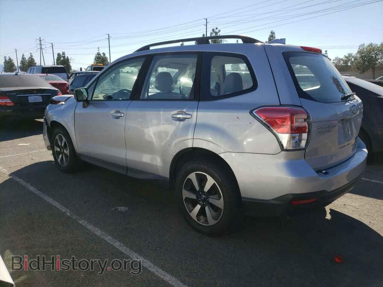 2017 SUBARU FORESTER - VIN: JF2SJABC8HH564108 - Фото 2