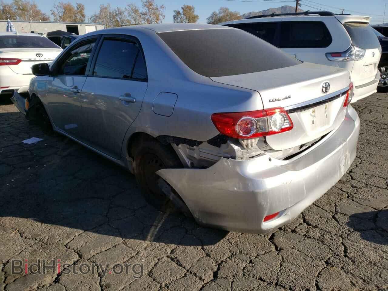2011 TOYOTA COROLLA - VIN: 2T1BU4EE4BC567068 - Фото 2