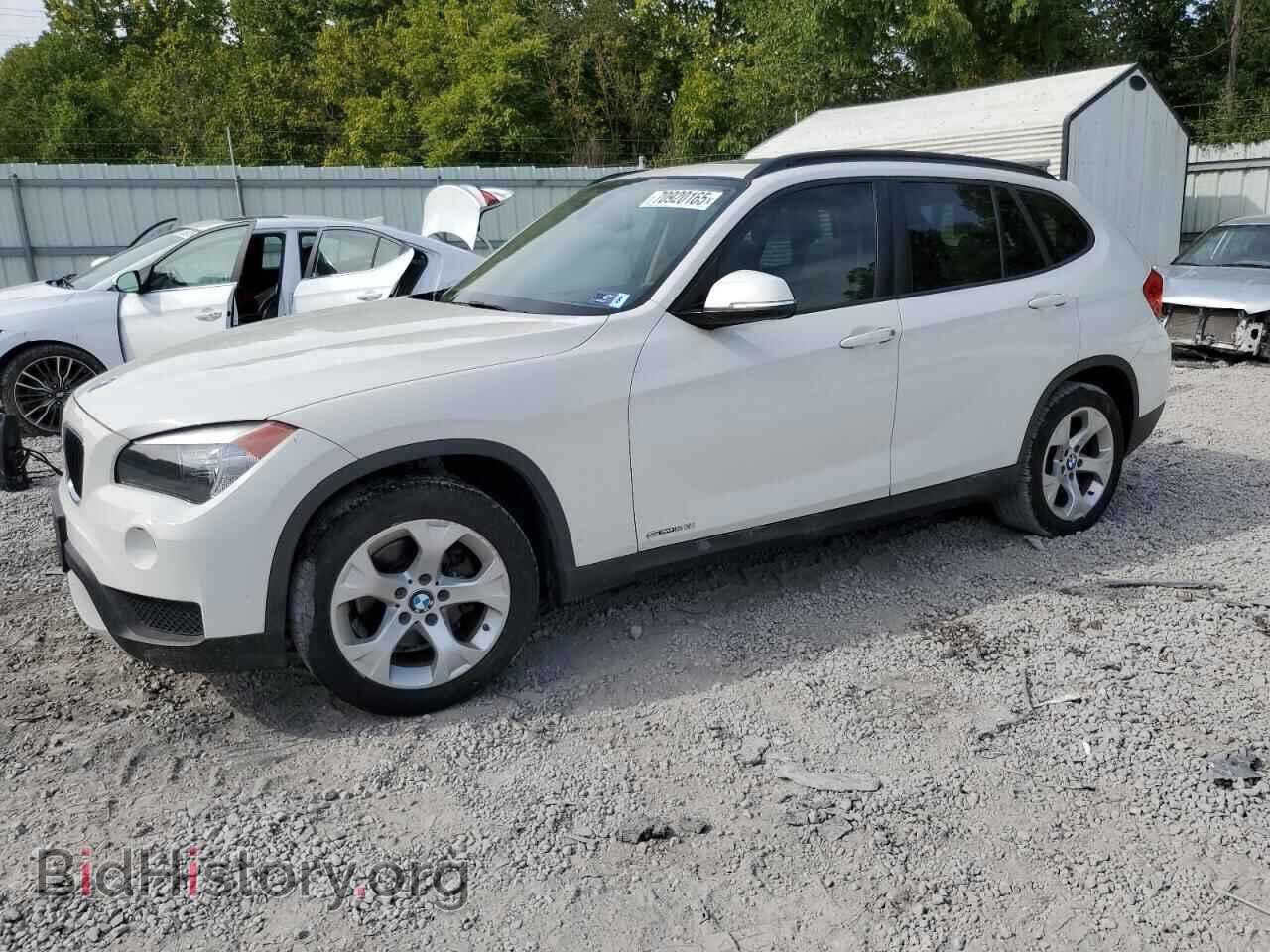 Фотография WBAVM1C53DVW44637 - BMW X1 2013