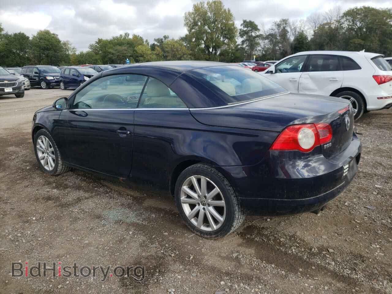 2007 VOLKSWAGEN EOS - VIN: WVWFA71F67V004585 - Фото 2