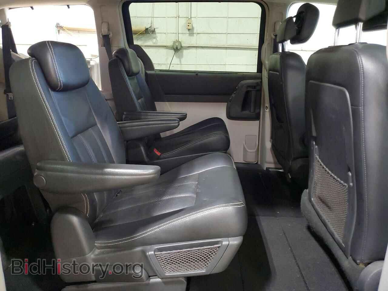 2010 CHRYSLER MINIVAN - VIN: 2A4RR8D17AR400055 - Photo 11