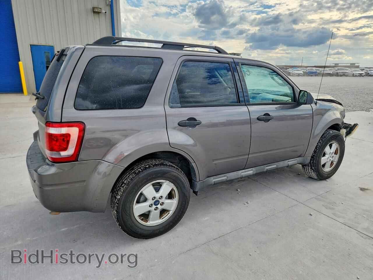 2010 FORD ESCAPE - VIN: 1FMCU0D72AKB94105 - Фото 3