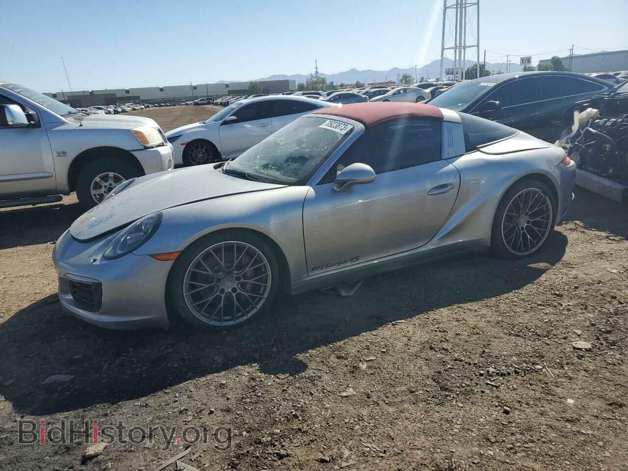 Фотография WP0BB2A94HS136630 - PORSCHE 911 2017