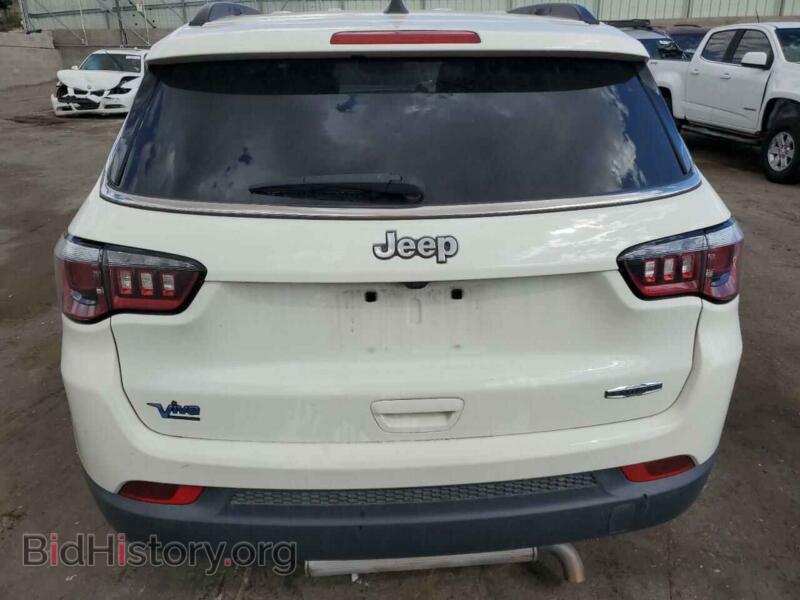 2020 Jeep COMPASS (VIN 3C4NJCBB2LT133966) — фото 6 из 13