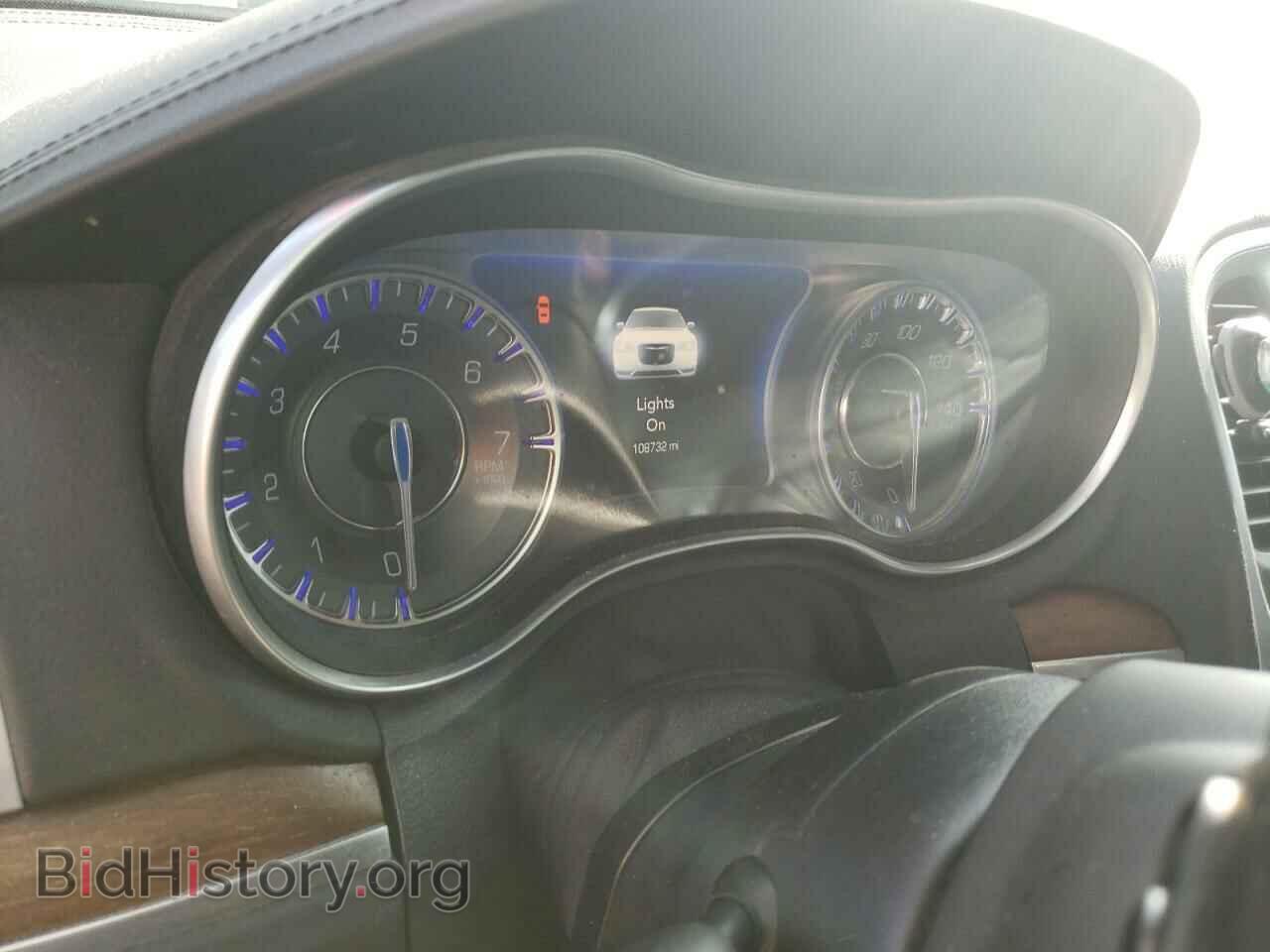 2017 CHRYSLER 300 - VIN: 2C3CCASGXHH500473 - Фото 9
