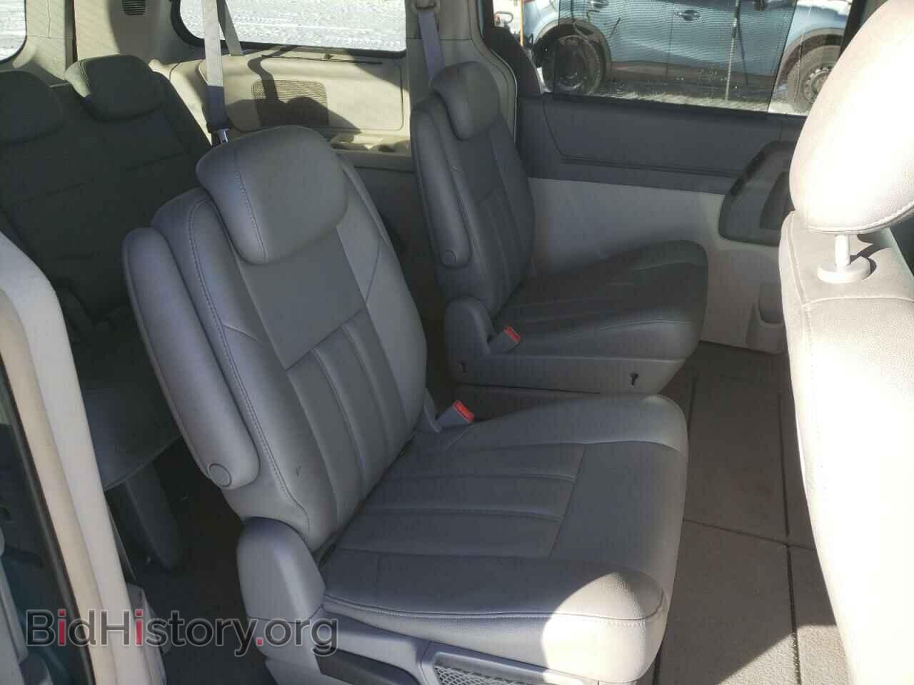 2008 CHRYSLER MINIVAN - VIN: 2A8HR54P88R701621 - Фото 6