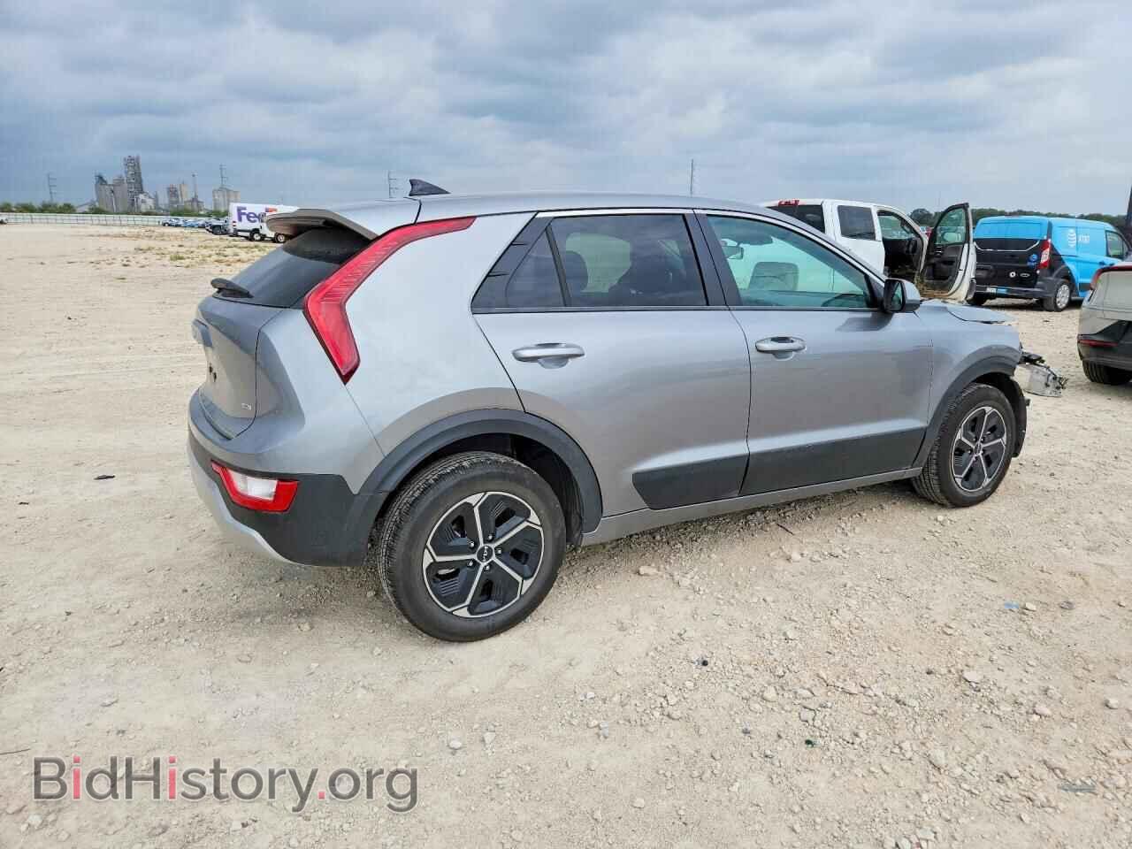 2026 KIA NIRO - VIN: KNDCP3LE2T5358645 - Фото 3