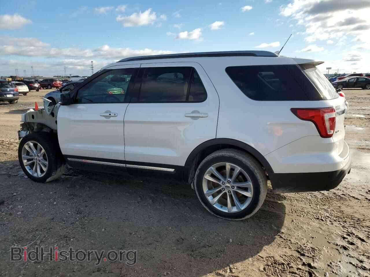 2018 FORD EXPLORER - VIN: 1FM5K7D80JGB29823 - Фото 2