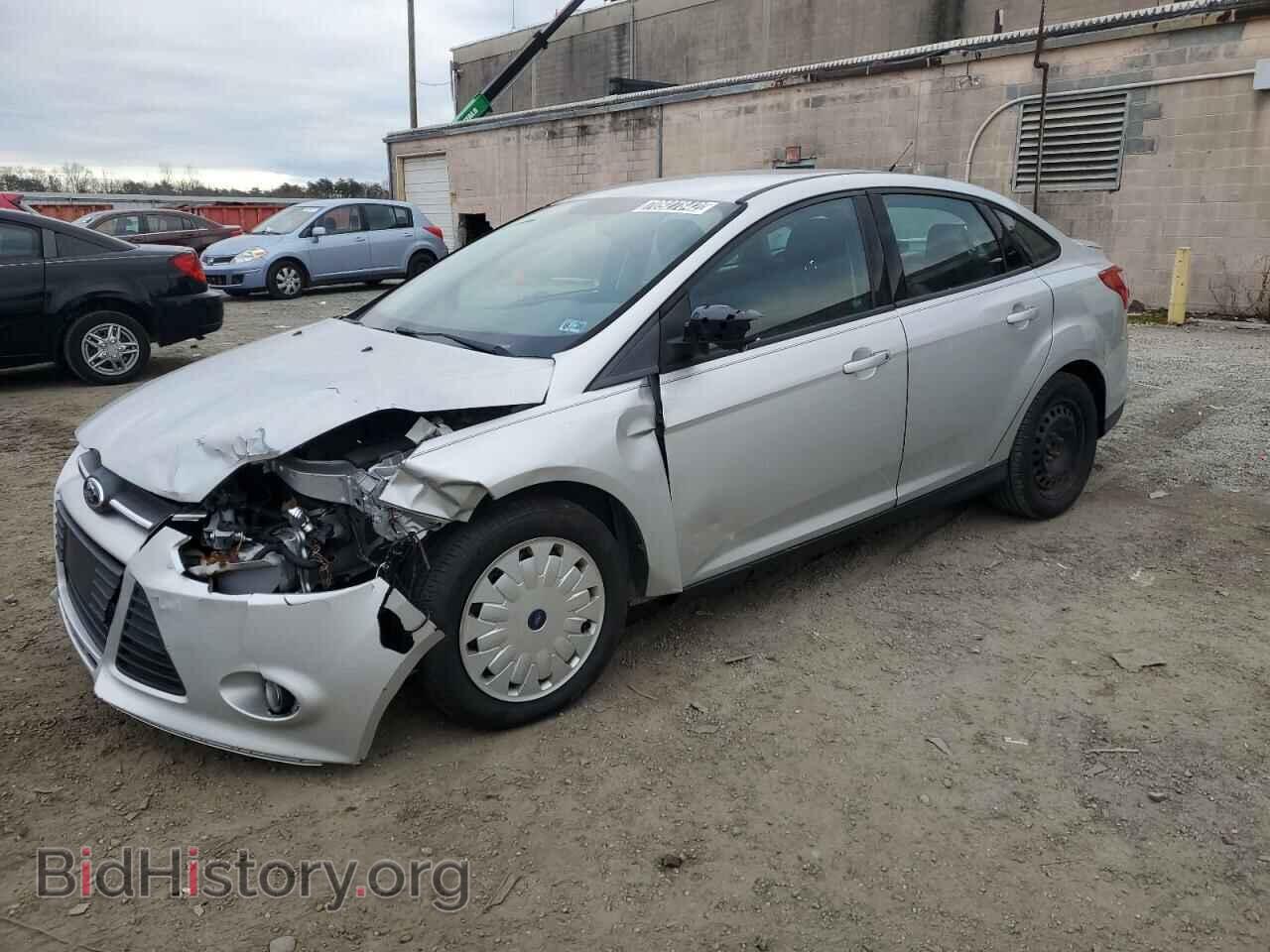 Фотография 1FAHP3F22CL460598 - FORD FOCUS 2012