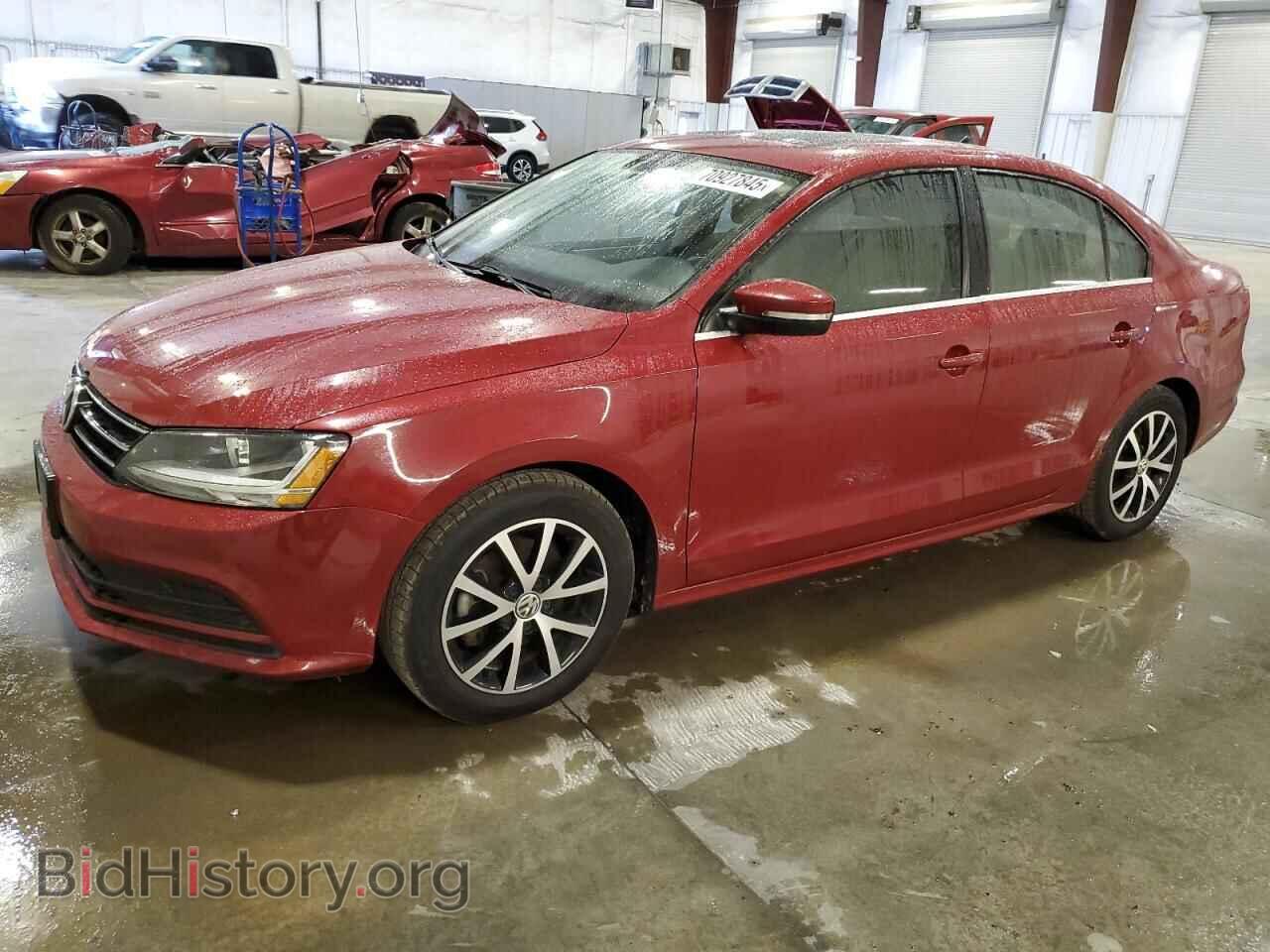 Фотография 3VWDB7AJ4HM275808 - VOLKSWAGEN JETTA 2017