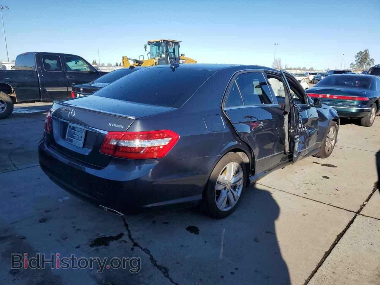 2013 MERCEDES-BENZ E-CLASS - VIN: WDDHF9FB2DA737950 - Фото 3