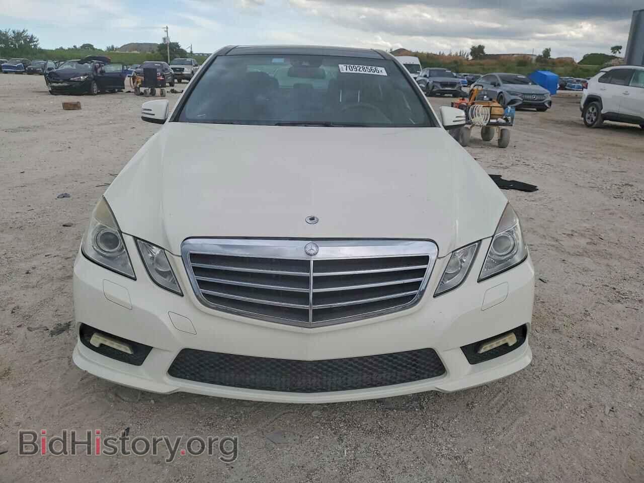 2011 MERCEDES-BENZ E-CLASS - VIN: WDDHF5GB5BA353374 - Photo 5