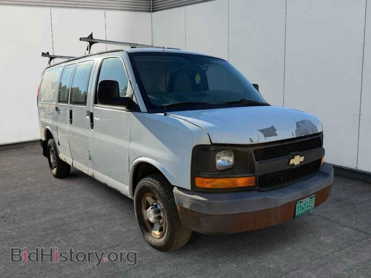 Photo 1GCWGFCG6B1118570 - CHEVROLET EXPRESS 2011