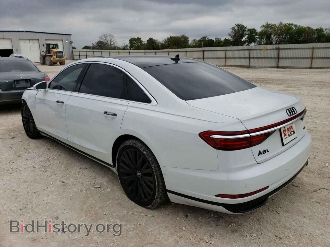 2019 AUDI A8 - VIN: WAU8DAF83KN007392 - Фото 2
