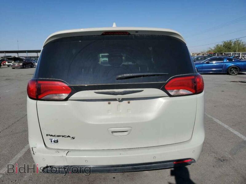 2020 Chrysler PACIFICA (VIN 2C4RC1BG0LR274579) — photo 6 of 13
