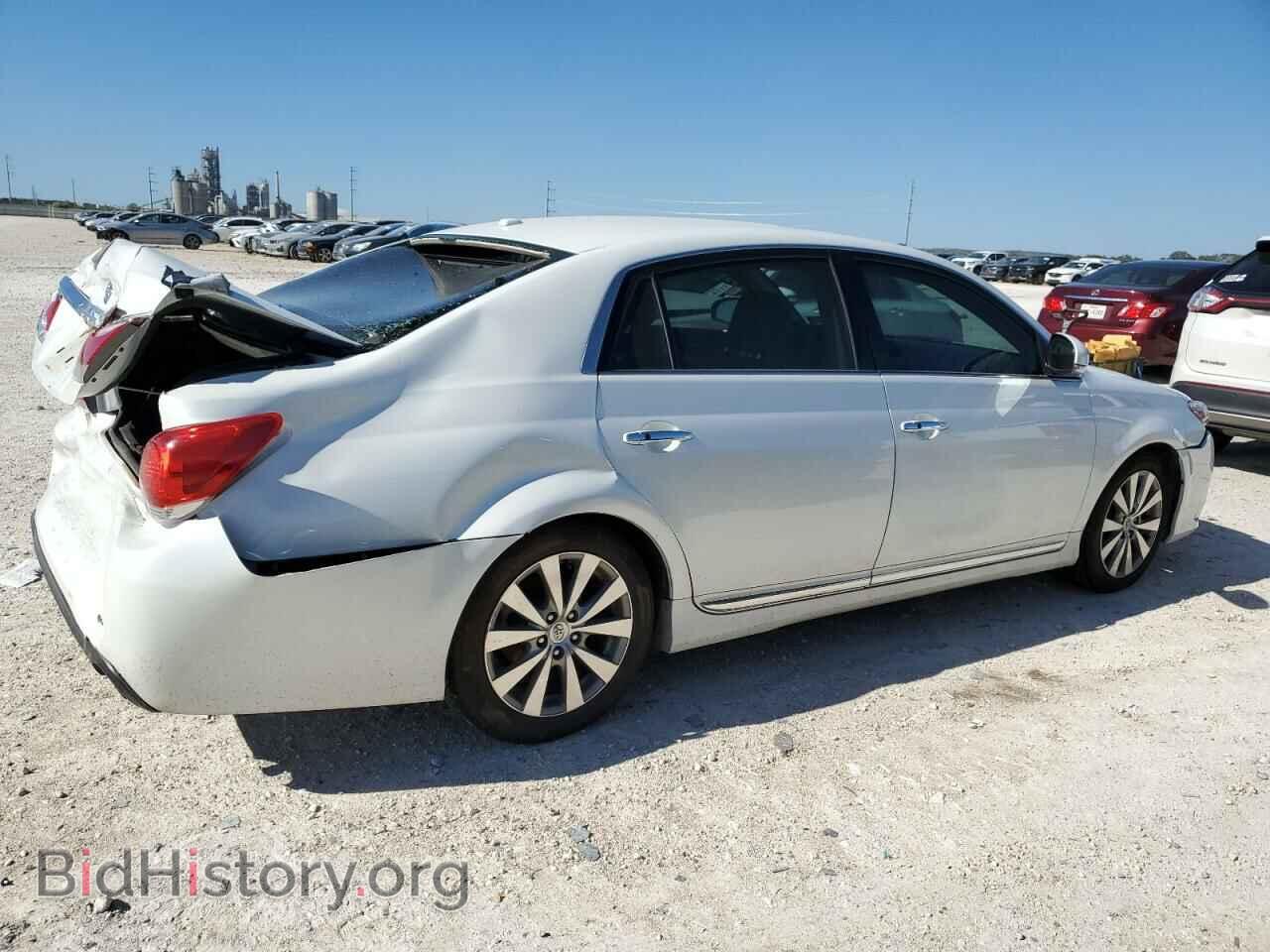 2011 TOYOTA AVALON - VIN: 4T1BK3DB6BU388861 - Фото 3