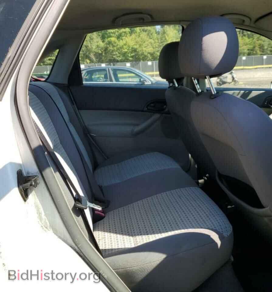 2006 FORD FOCUS - VIN: 1FAFP34N86W202836 - Фото 10