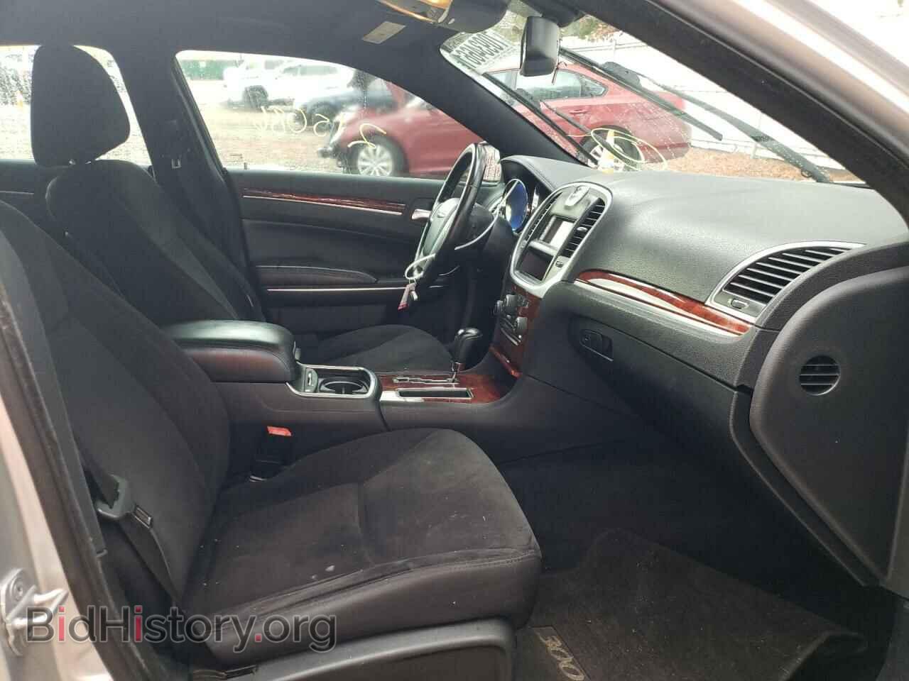 2012 CHRYSLER 300 - VIN: 2C3CCAAG2CH107366 - Фото 5