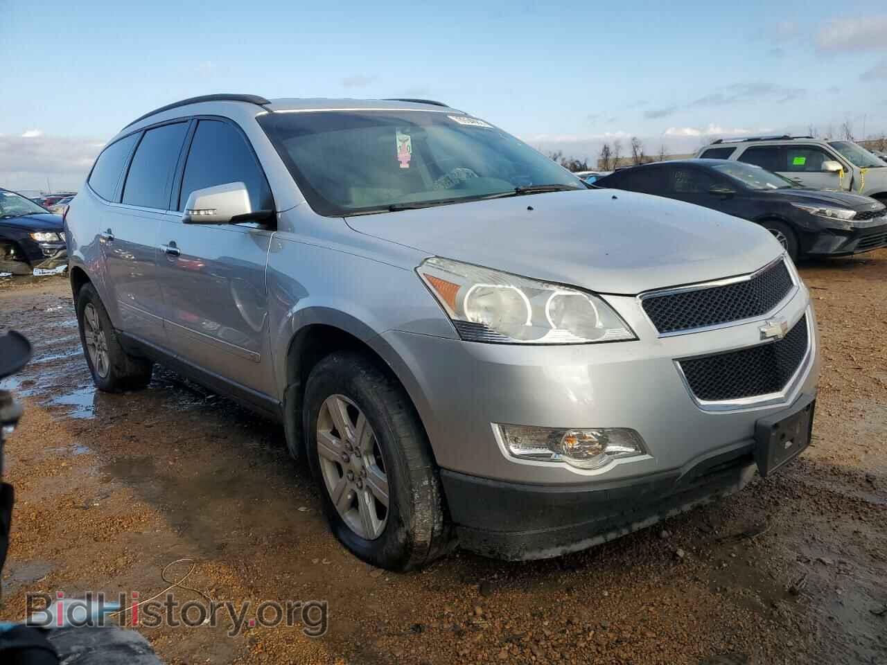 2010 CHEVROLET TRAVERSE - VIN: 1GNLVFED2AS110302 - Фото 4